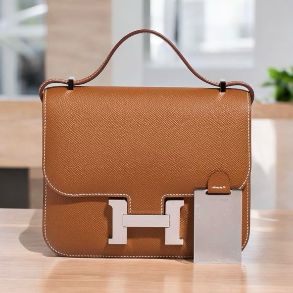 SOLD! HERMES Constance 18 Mini Gold Epsom Leather PHW. Stamp B! - Picture 16 of 16